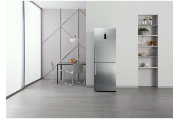 Lodówka Whirlpool WB70E973X