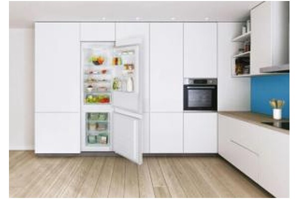 Lodówka do zabudowy Candy CBL3518F