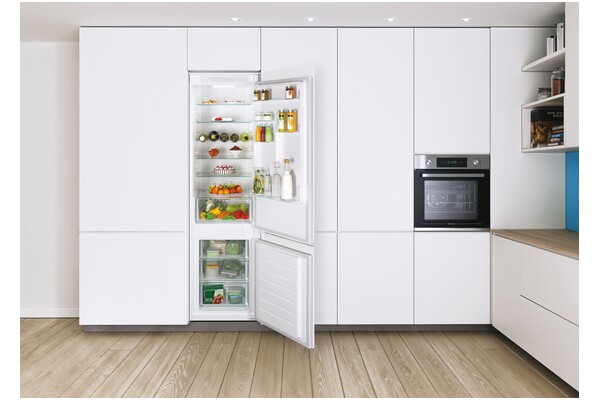 Lodówka do zabudowy Candy CBL3519FW