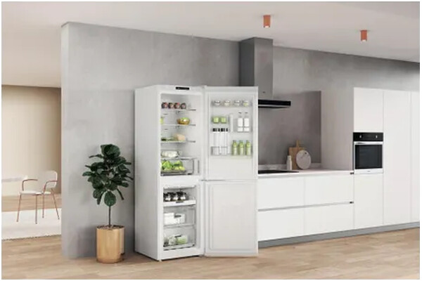 Lodówka Whirlpool W7X82IW