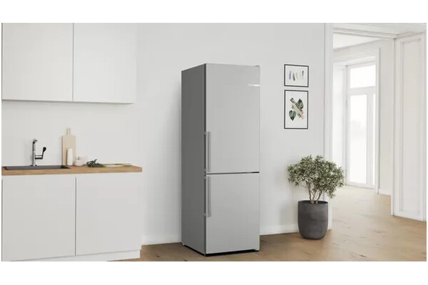 Lodówka Bosch Serie 4 KGN36VICT
