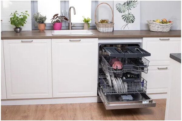 Zmywarka Beko DFN28422X