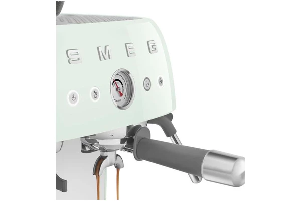 Ekspres Smeg EGF03PGEU kolbowy