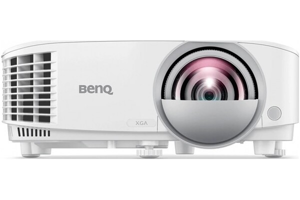Projektor BenQ MX808STH short throw
