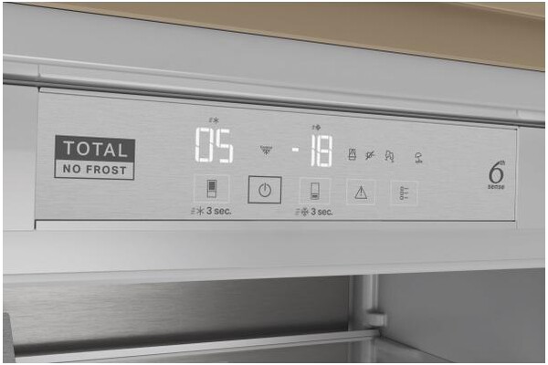 Lodówka do zabudowy Whirlpool SP70T262