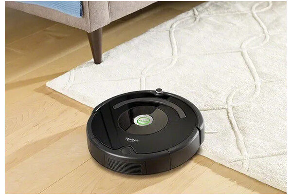 Odkurzacz iRobot 671 Roomba robot sprzątający z pojemnikiem czarny