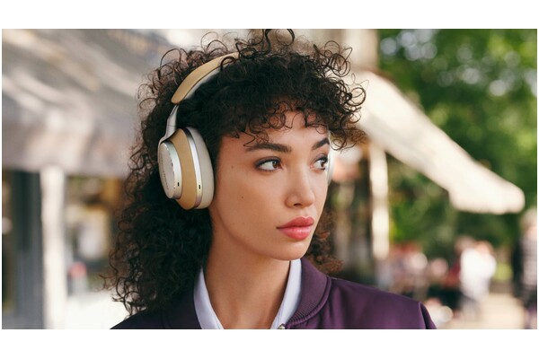 Słuchawki BOWERS & WILKINS PX8 Nauszne Bezprzewodowe brązowy