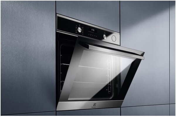 Piekarnik do zabudowy Electrolux EOC6H76X SteamCrisp elektryczny Parowy Stalowy