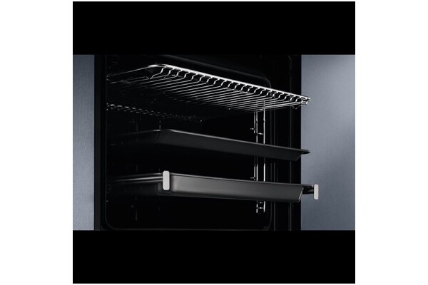 Piekarnik do zabudowy Electrolux LOD6C77WZ SteamBake elektryczny Parowy czarny