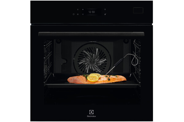 Piekarnik do zabudowy Electrolux EOB8S39WZ SteamBoost elektryczny Parowy czarny