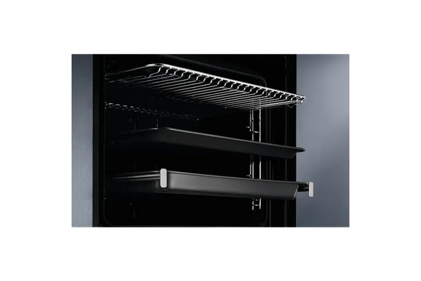 Piekarnik do zabudowy Electrolux EOB7S31V SteamBoost elektryczny biały