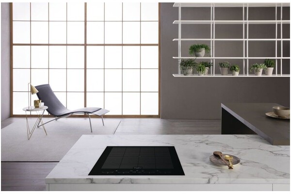 Płyta indukcyjna Whirlpool SMO658CNE