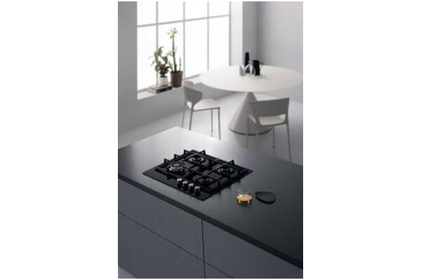 Płyta gazowa z palnikami Whirlpool AKTL629NB