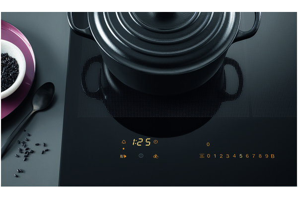 Płyta indukcyjna MIELE KM7404FX