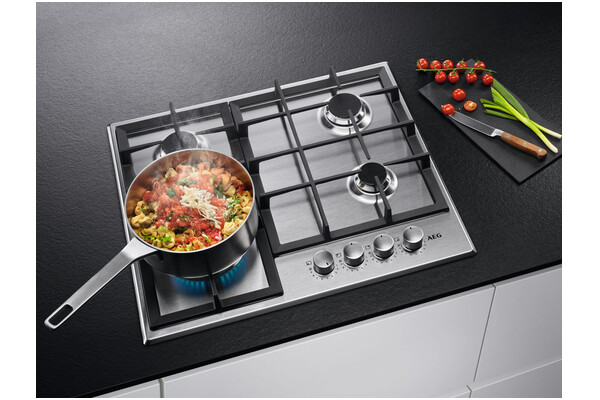 Płyta gazowa z palnikami AEG-Electrolux HGB64420SM