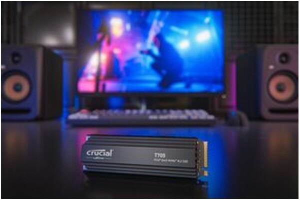 Dysk wewnętrzny Crucial T705 Heatsink SSD M.2 NVMe 1TB