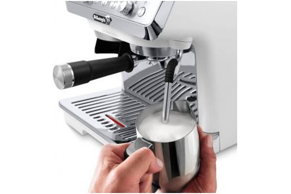 Ekspres De’Longhi La Specialista EC9155W automatyczny