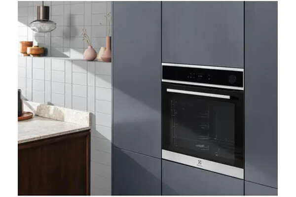 Piekarnik do zabudowy Electrolux EOC8P39WX SteamCrisp elektryczny Parowy srebrno-szary
