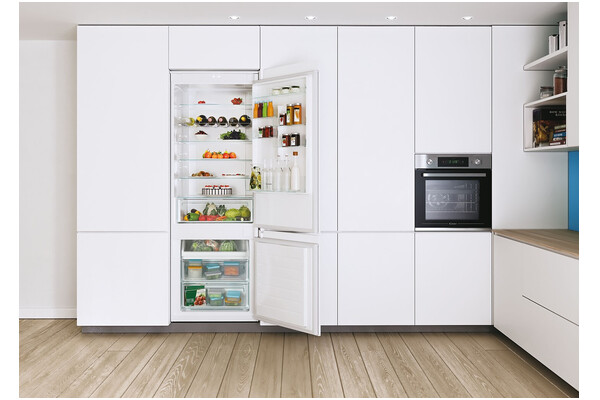 Lodówka do zabudowy Candy CBT7719FW