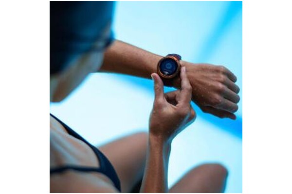 Smartwatch Suunto 5 bordowy