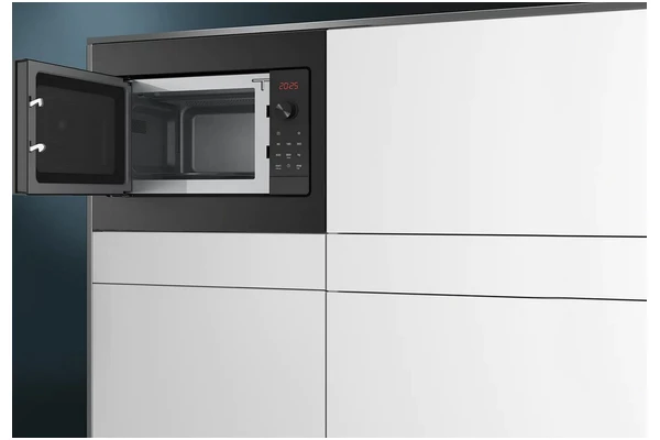 Kuchenka mikrofalowa Siemens iQ300