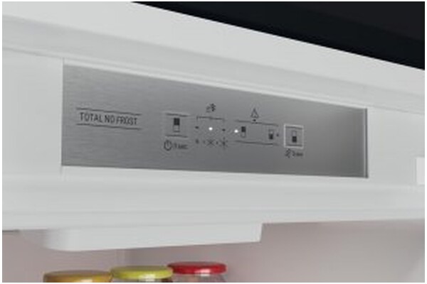 Lodówka Hotpoint AC20T
