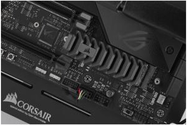Dysk wewnętrzny CORSAIR MP600 Pro XT SSD M.2 NVMe 1TB