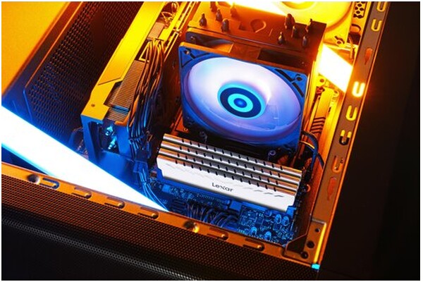 Pamięć RAM Lexar Thor 16GB DDR4 3600MHz Z radiatorem 1.35V 18CL