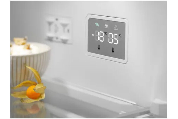 Lodówka Electrolux LNT7ME36K2