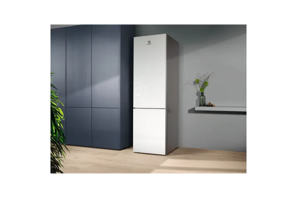 Lodówka Electrolux LNT7ME36G2