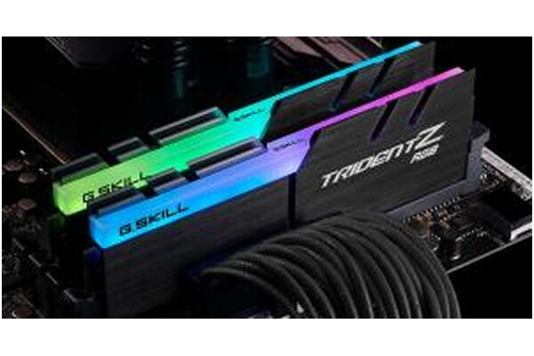 Pamięć RAM G.Skill Trident Z RGB 32GB DDR4 4600MHz Z radiatorem 1.5V 20CL