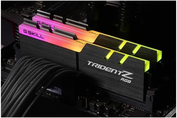 Pamięć RAM G.Skill Trident Z RGB 32GB DDR4 3200MHz Z radiatorem 16CL