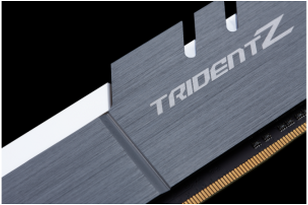 Pamięć RAM G.Skill Trident Z 32GB DDR4 4000MHz Z radiatorem 1.35V 18CL