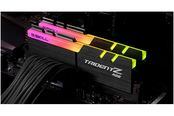 Pamięć RAM G.Skill Trident Z RGB 32GB DDR4 3600MHz Z radiatorem 16CL