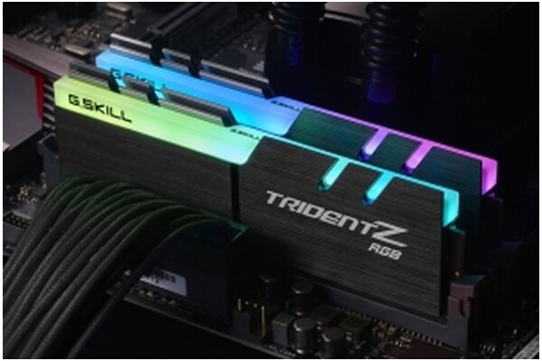 Pamięć RAM G.Skill Trident Z RGB 16GB DDR4 3000MHz Z radiatorem 1.35V 15CL