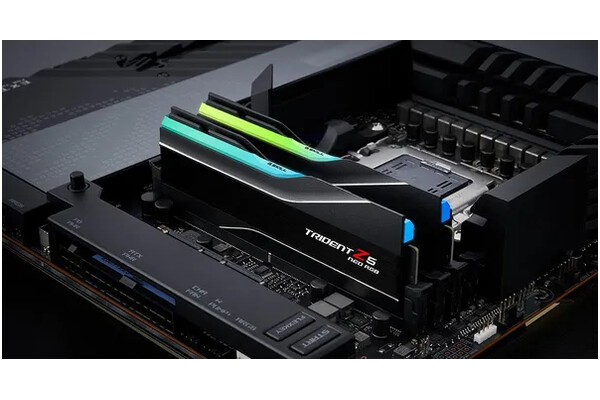 Pamięć RAM G.Skill Trident Neo Black RGB 32GB DDR5 6000MHz Z radiatorem 1.35V 30CL