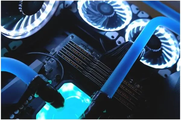 Pamięć RAM GoodRam IRDM Pro Pitch Black 8GB DDR4 3600MHz Z radiatorem 1.35V 17CL