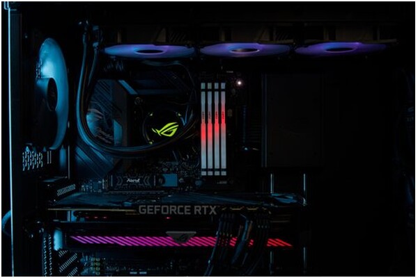 Pamięć RAM Kingston Fury Beast RGB 64GB DDR5 5600MHz Z radiatorem 1.25V 40CL