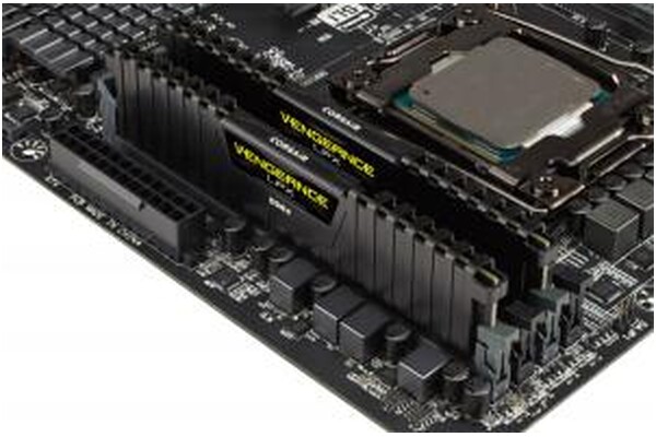 Pamięć RAM CORSAIR Vengeance LPX 16GB DDR4 4000MHz Z radiatorem 1.35V 18CL
