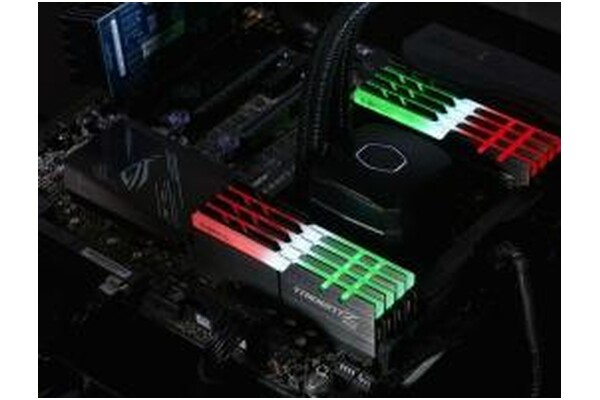 Pamięć RAM G.Skill Trident Z RGB 64GB DDR4 3600MHz Z radiatorem 1.35V 18CL