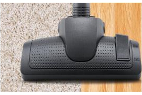 Odkurzacz Bosch BGN2CHAMP tradycyjny workowy 600W czarny