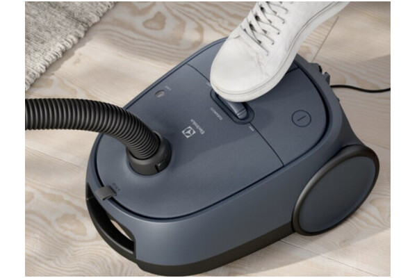Odkurzacz Electrolux EB61C2DBP tradycyjny workowy