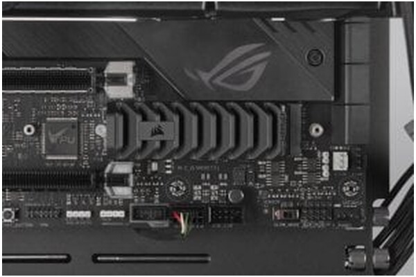 Dysk wewnętrzny CORSAIR MP600 Pro XT SSD M.2 NVMe 8TB