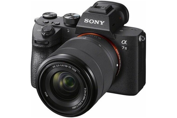 Aparat bezlusterkowy Sony ILCE-7 - czarny + 28-70