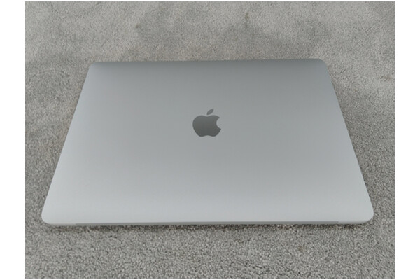 Laptop Apple MacBook Air 13.3" Apple M1 M1 (7 rdz.) 8GB 256GB SSD macos big sur srebrny
