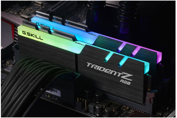 Pamięć RAM G.Skill Trident Z RGB 16GB DDR4 3200MHz 16CL