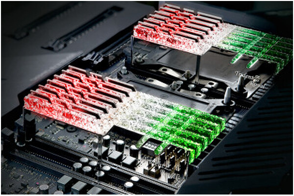 Pamięć RAM G.Skill Trident Z Royal RGB 32GB DDR4 3600MHz 18CL