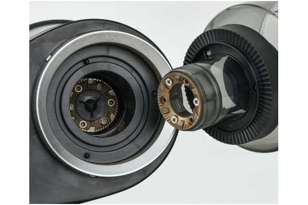 Młynek do kawy Udarowy Blaupunkt FCM501 czarno-srebrny