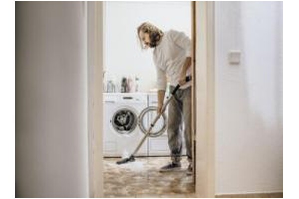 Odkurzacz Kärcher WD6P tradycyjny z pojemnikiem 1300W żółty