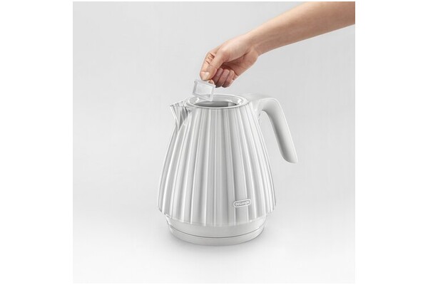 Czajnik elektryczny De’Longhi KBD2001.WH Ballerina 1.7l 2000W